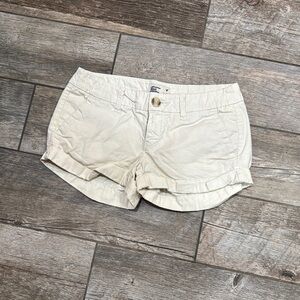 Women's American Eagle Cream Shorts